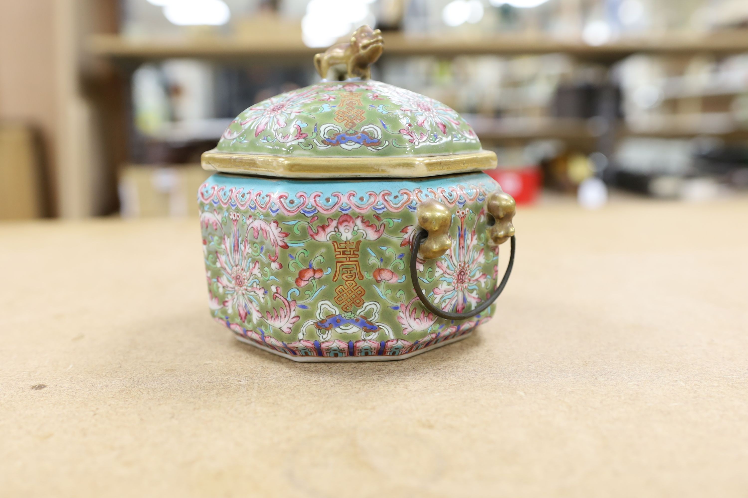 A Chinese sage green ground jar, cover and liner, mid 19th century, 13cm